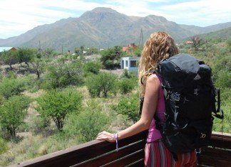 Ways to Work and Travel the World at the Same Time