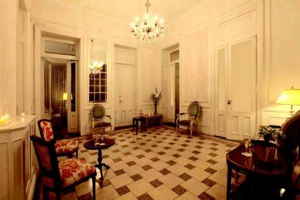 Rooney’s Boutique Hotel