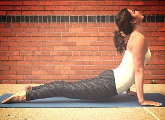 5 Must-do Yoga Poses to Unwind After a Long Flight Upward Dog